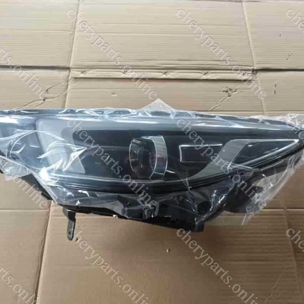 605000415AA HEAD LAMP LEFT 67