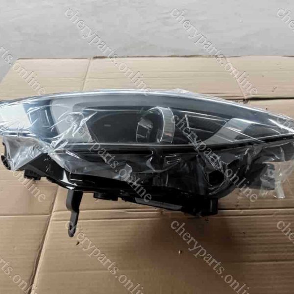 605000415AA HEAD LAMP LEFT 68