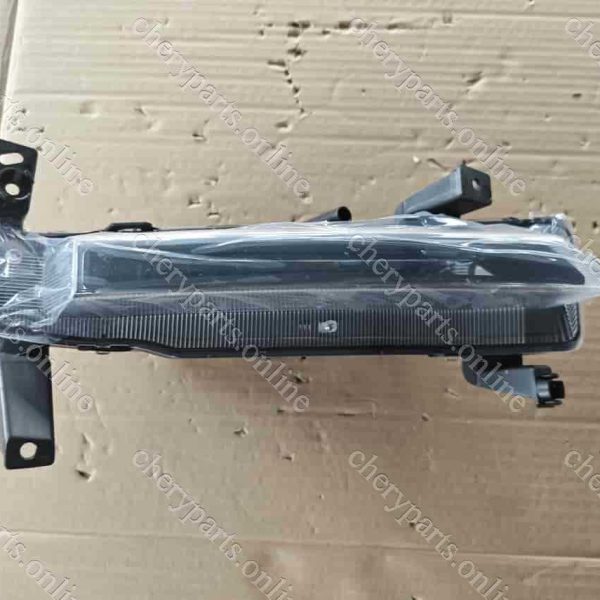 605000679AA FOG LAMP LEFT 87