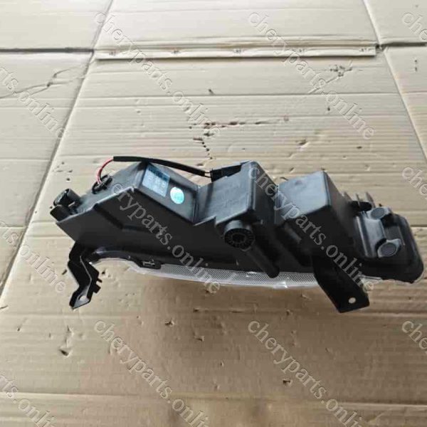 605000679AA FOG LAMP LEFT 88