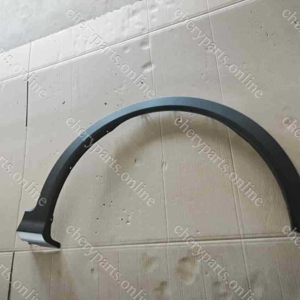 609002511AA FRONT WHEEL ARCH TRIM RIGHT 1574