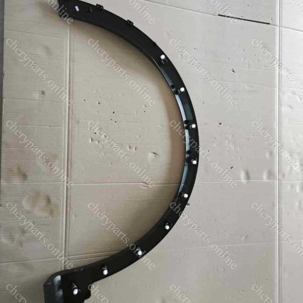 609002511AA FRONT WHEEL ARCH TRIM RIGHT 1575