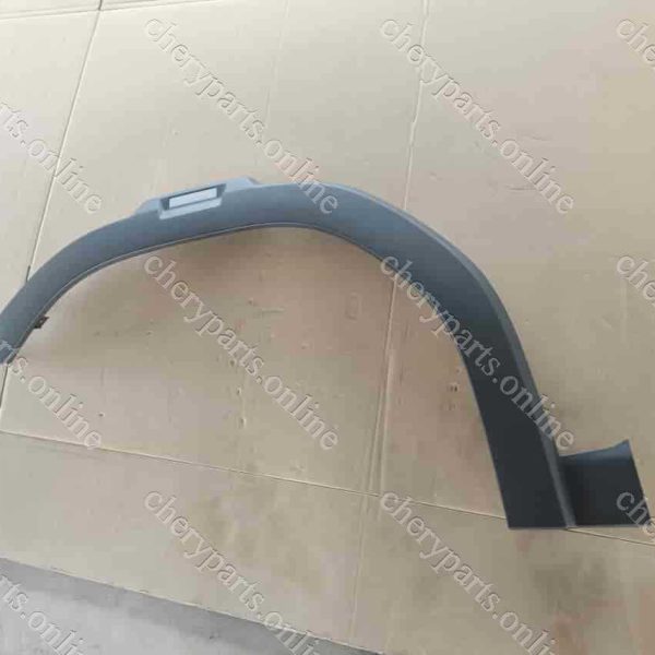 609003075AA FRONT WHEEL ARCH TRIM LEFT 1586