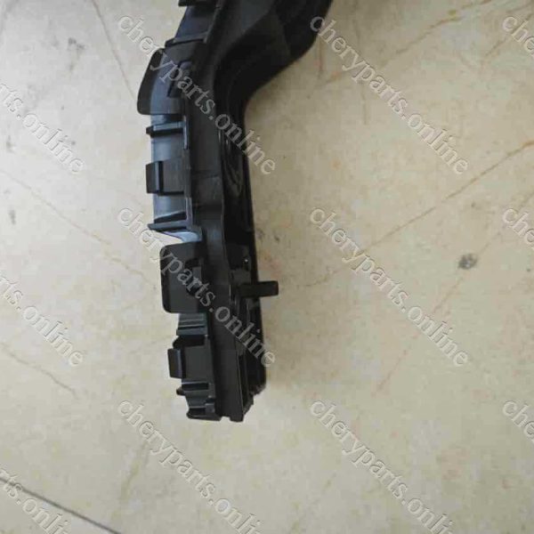 F01-2803531 LEFT BRACKET-FRONT BUMPER 322