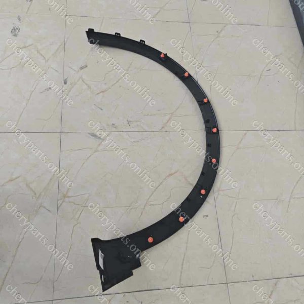 F01-5500120 TRIM PANEL-FRONT WHEEL GUARD RIGHT 405