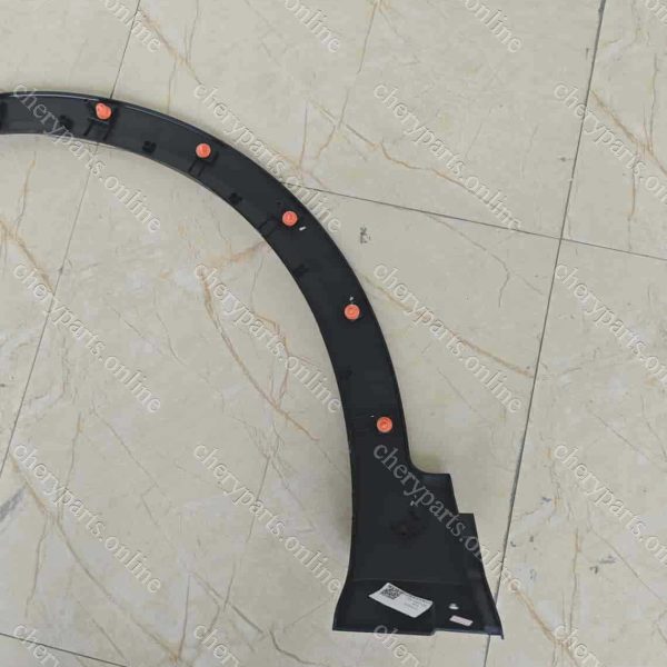 F01-5500120 TRIM PANEL-FRONT WHEEL GUARD RIGHT 406