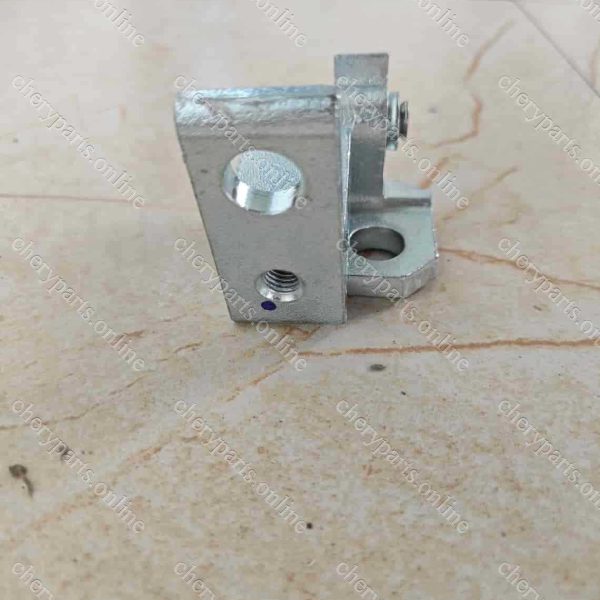 F01-6106020-DY HINGE ASSY RIGHT DOOR 426