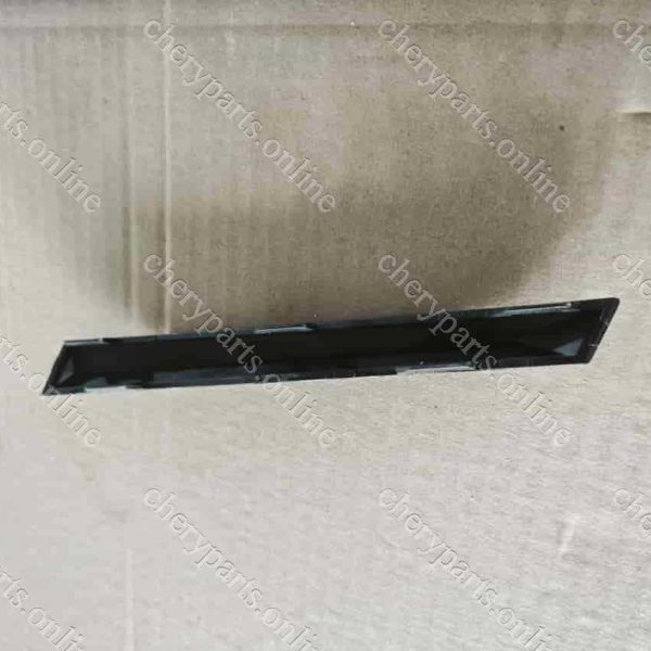 F16-2803550CA-DQ GRILLE BRIGHT STRIP 4-DQ 1636