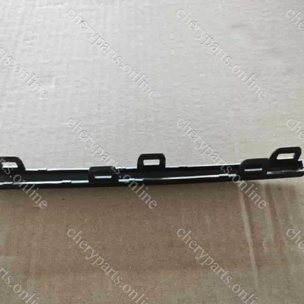 F16-2803564CA-DQ GRILLE BRIGHT STRIP 18-DQ 1651