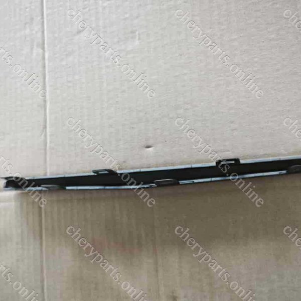 F16-2803573CA-DQ GRILLE BRIGHT STRIP 27-DQ 1658