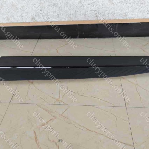 F16-5500210CA TRIM PANEL ASSY-FRONT DOOR LEFT 810