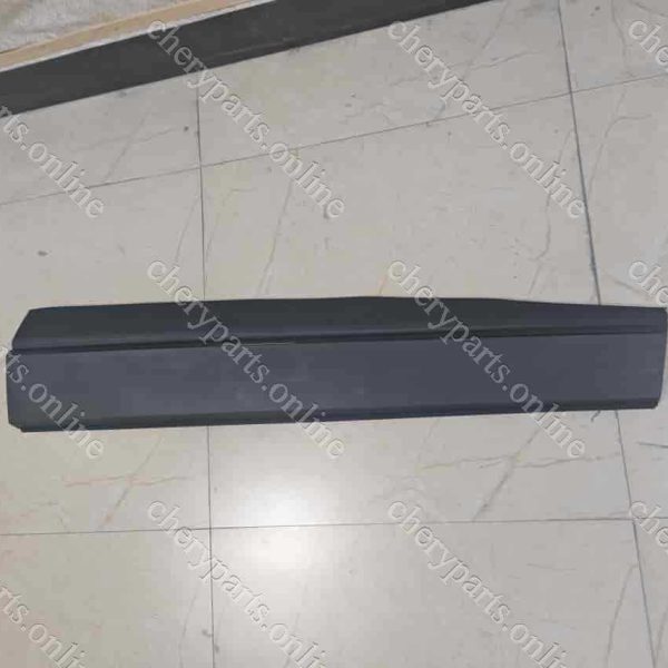 F16-5500220CA TRIM PANEL ASSY-FRONT DOOR RIGHT 811