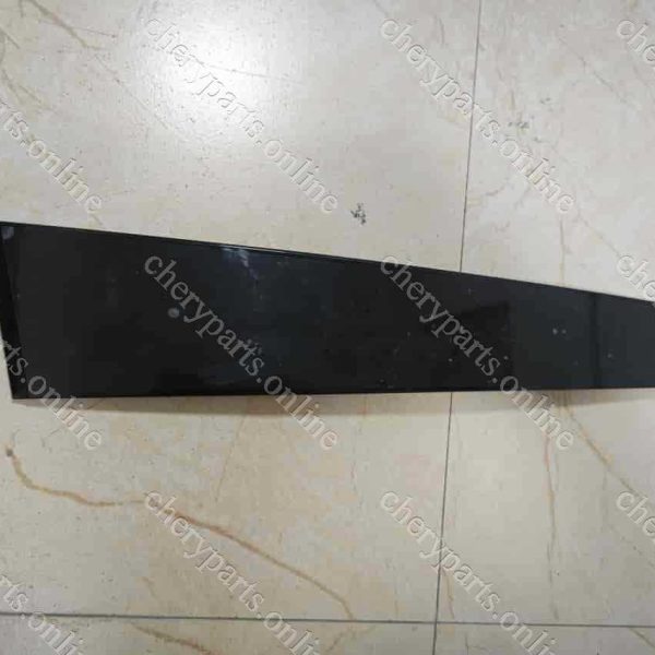 F16-5500330CA TRIM PANEL 1-FRONT DOOR LEFT 824