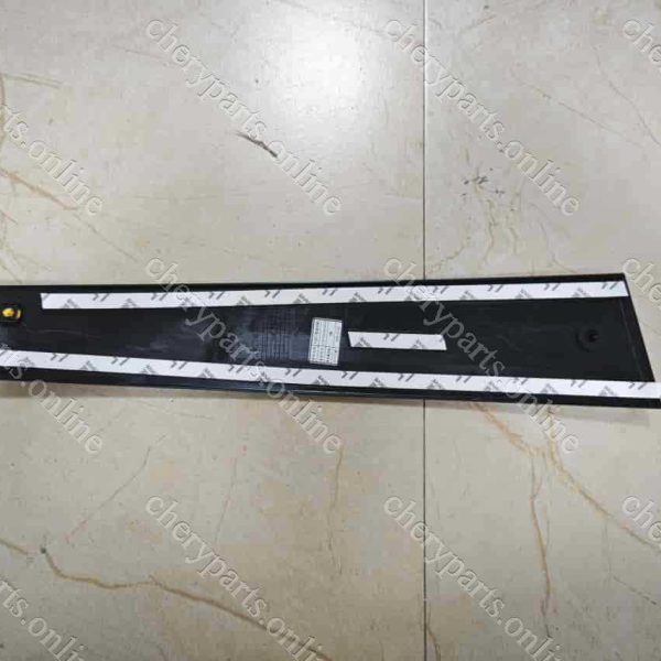 F16-5500340CA TRIM PANEL 1-FRONT DOOR RIGHT 827