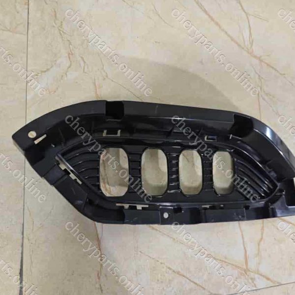 F18-2803512 COVER-FRONT BUMPER DRL RIGHT 926