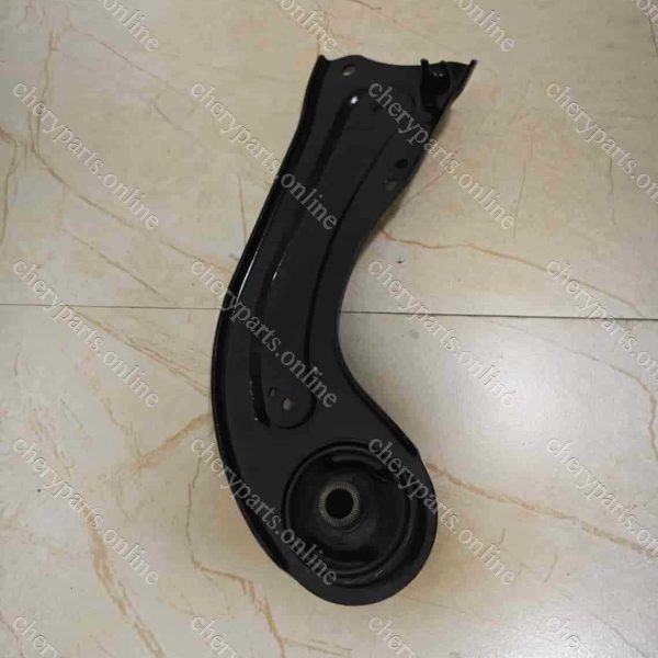 F18-2919310 REAR TRAILING ARM-LEFT 990