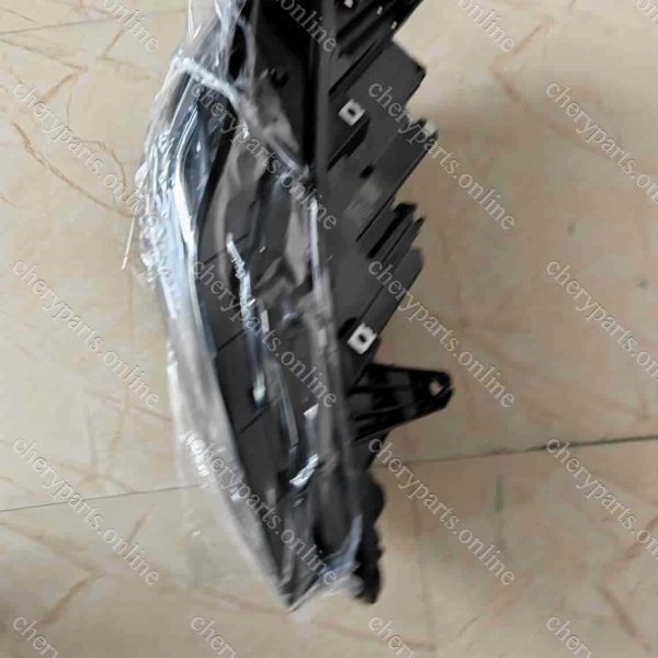 F18-4421020BL FRONT HEADLAMP-RIGHT 1040