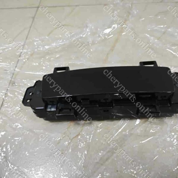 F18-8112020 CONTROL PANEL-REAR AIR CONDITION 1140