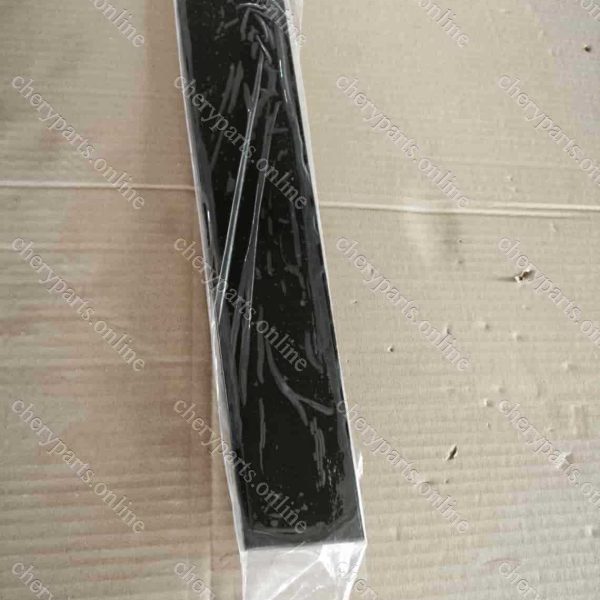 F26-5500340 TRIM PANEL 1-FRONT DOOR RIGHT 1788