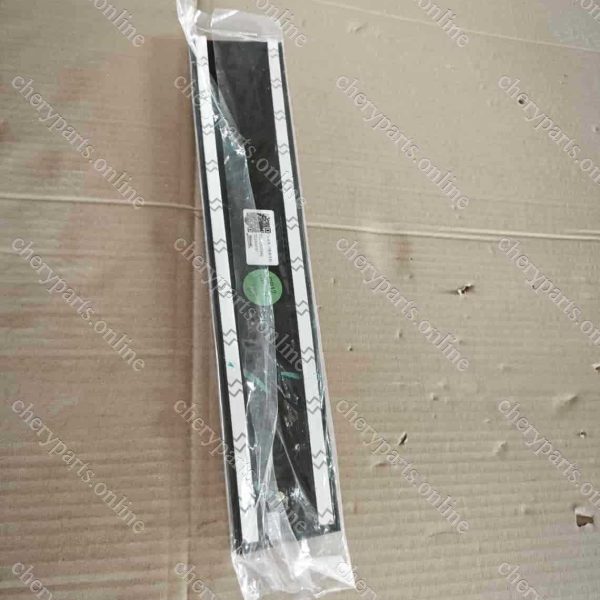 F26-5500340 TRIM PANEL 1-FRONT DOOR RIGHT 1789