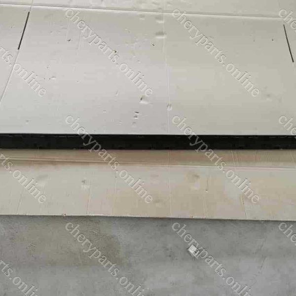 F26-5500730 TREADPLATE-LEFT 1794