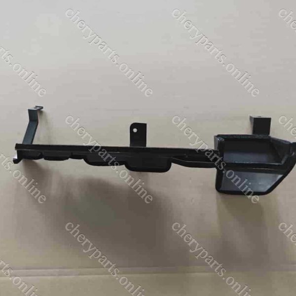 F26-8119013 FRONT AIR GUIDE PLATE RIGHT 1524